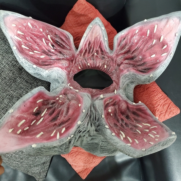 Demogorgon mask - Picture 1 of 4